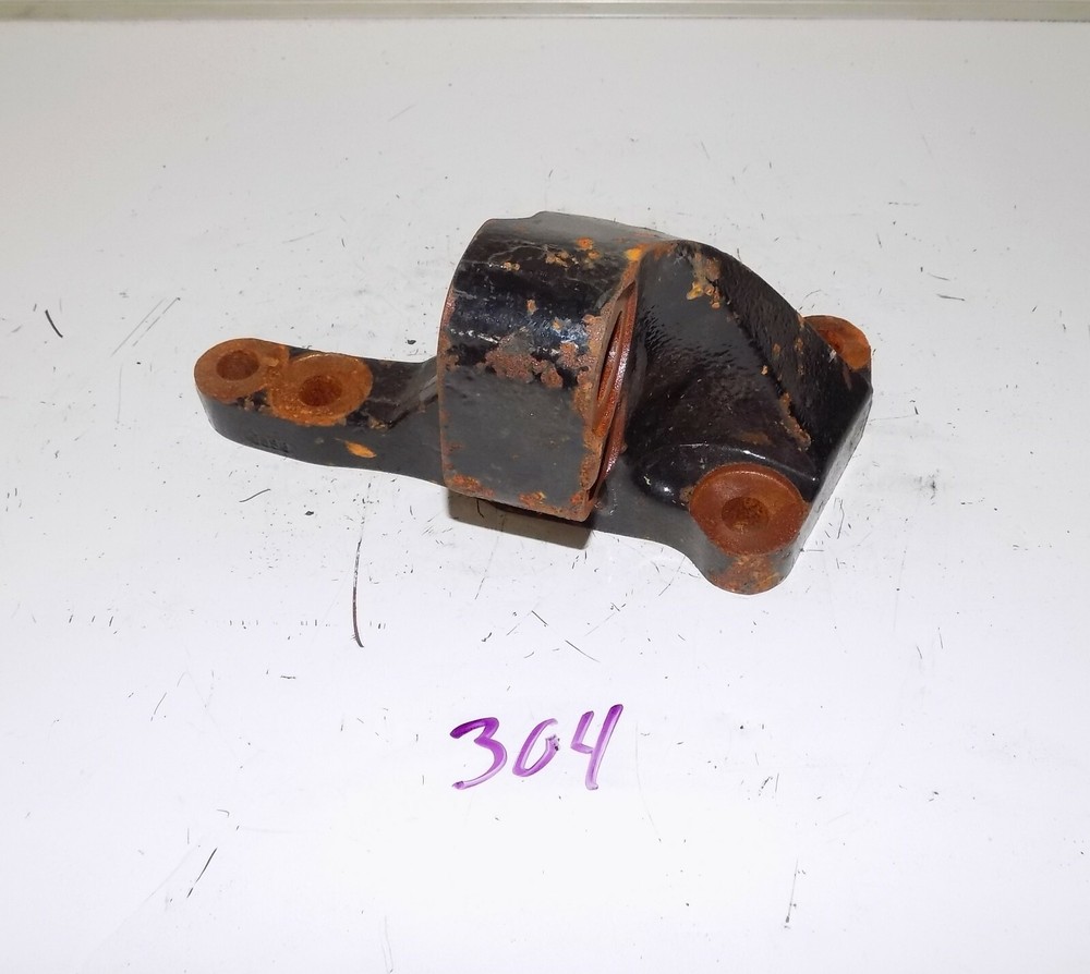 CAT CATERPILLAR Rear Engine Mount R01-34045-001