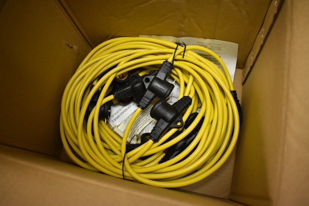 Southwire Temporary String Light w Guard Plastic Yellow Molded 10 Piece Set