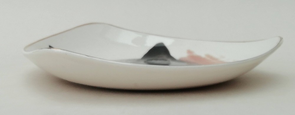 Vintage Sandland Siamese Cat Bone China Small Triangular Dish