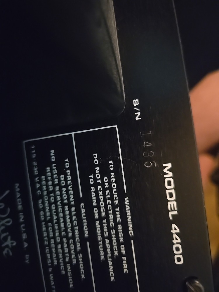 White Instruments Model 4400 Rack Mount Graphic Equalizer