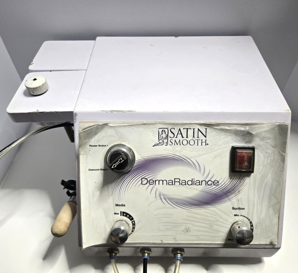 Satin Smooth Derma Radiance Microdermabrasion Machine Powers On