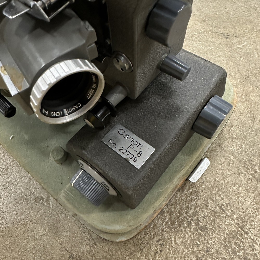 Vintage CANON P-8 8mm Projector