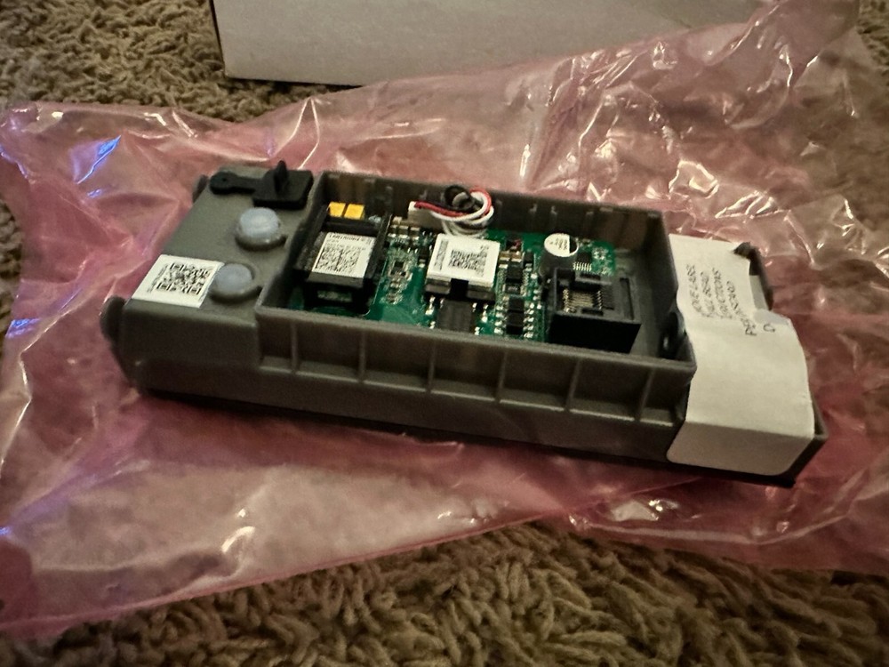 ASSA ABLOY IN220 BIPS-B EM09 PoE Controller Open Box