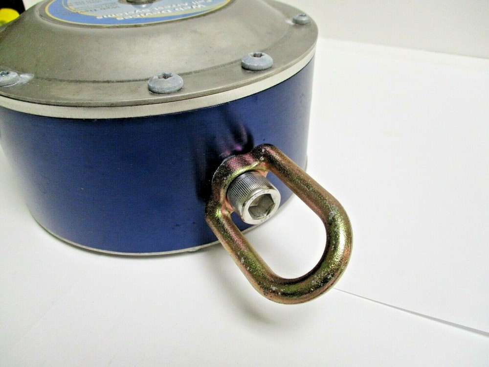 WEB DEVICES FALL ARREST SYSTEMS, 30' CABLE RETRACTABLE WITH CARIBINEER