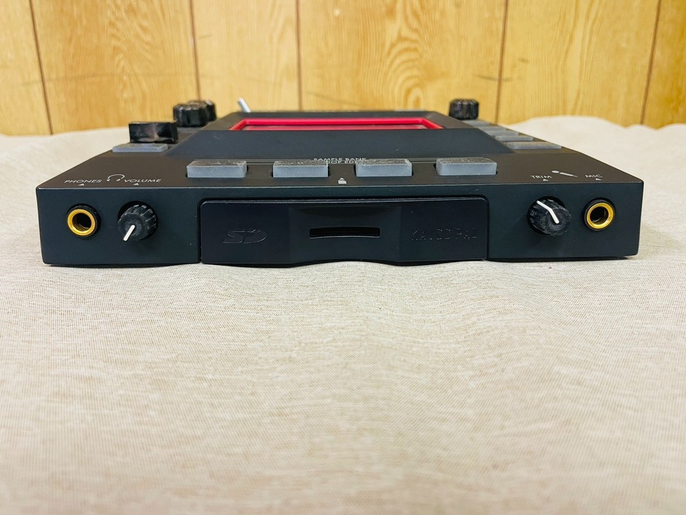 KORG KAOSS PAD KP3 Sampler Effects Processor Tested