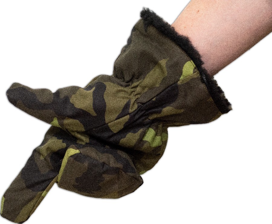 CZECH MILITARY M95 CAMO TRIGGER MITTS