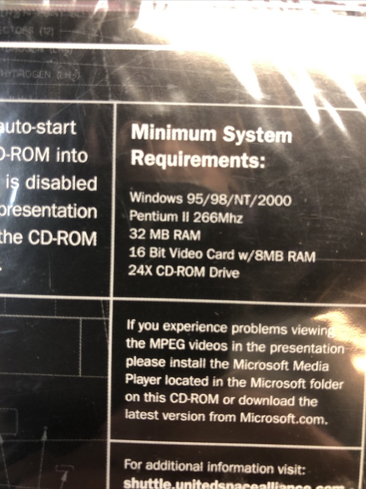 Space Shuttle 100 Flights PC CD ROM Software Windows 95/98/NT/2000 Program