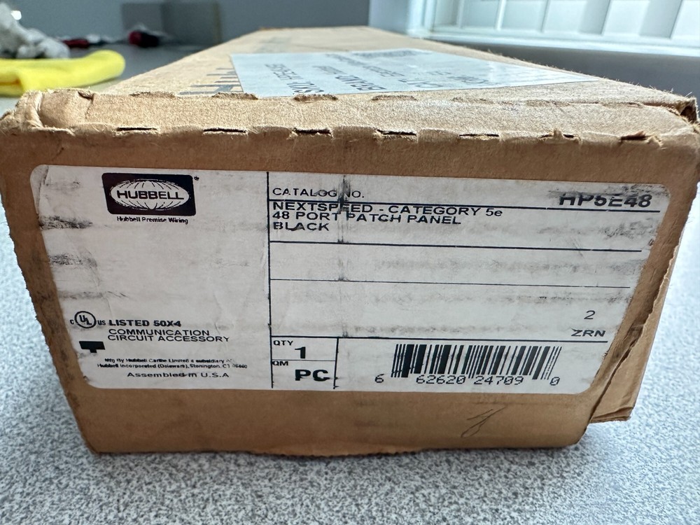 NEW HUBBELL HP5E48 Nextspeed Loaded Patch Panel, Cat 5e, 48 Ports, Rack Mount