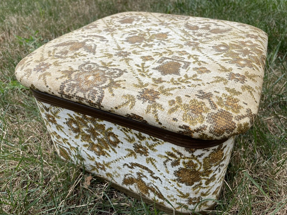 Vintage MCM Sewing Storage Box Cushion Top BL