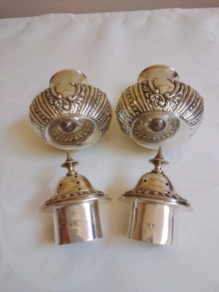 84.9g 1899 Birmingham Sterling Silver Casters, H M