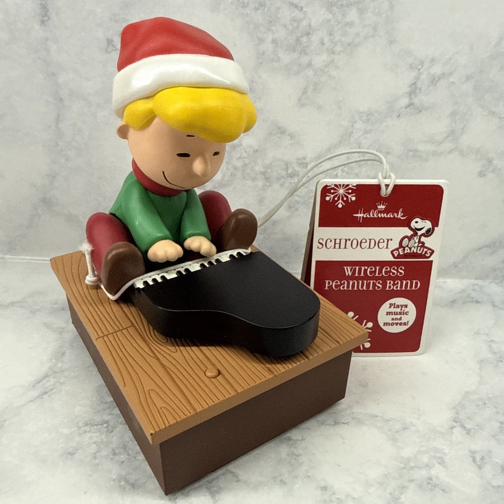 Hallmark Schroeder Wireless Peanuts Band 2011 NWT Working!