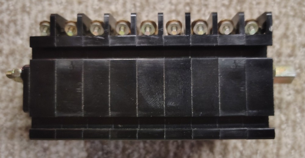 🗽 INDUSTRIAL ELECTRIC AUXILIARY SWITCH