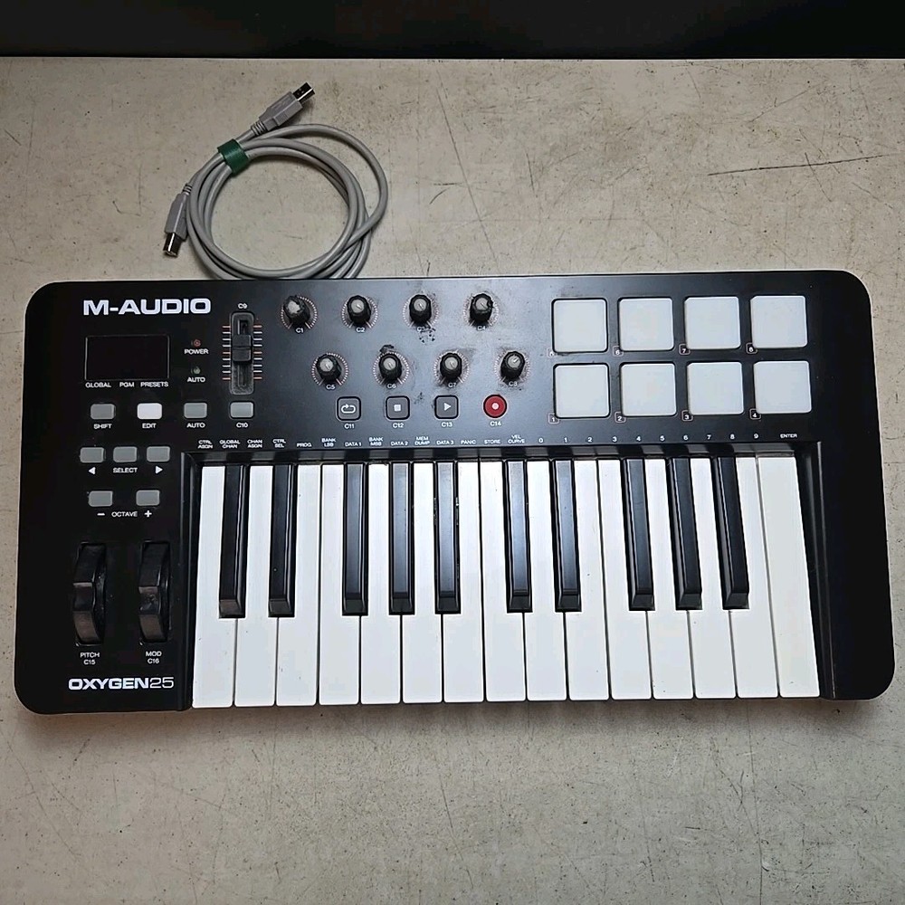 M-Audio Oxygen 25 - 25-Key USB MIDI Keyboard Controller