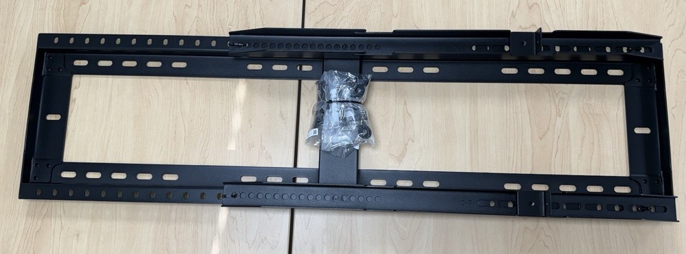 Wall bracket for interactive flat panels