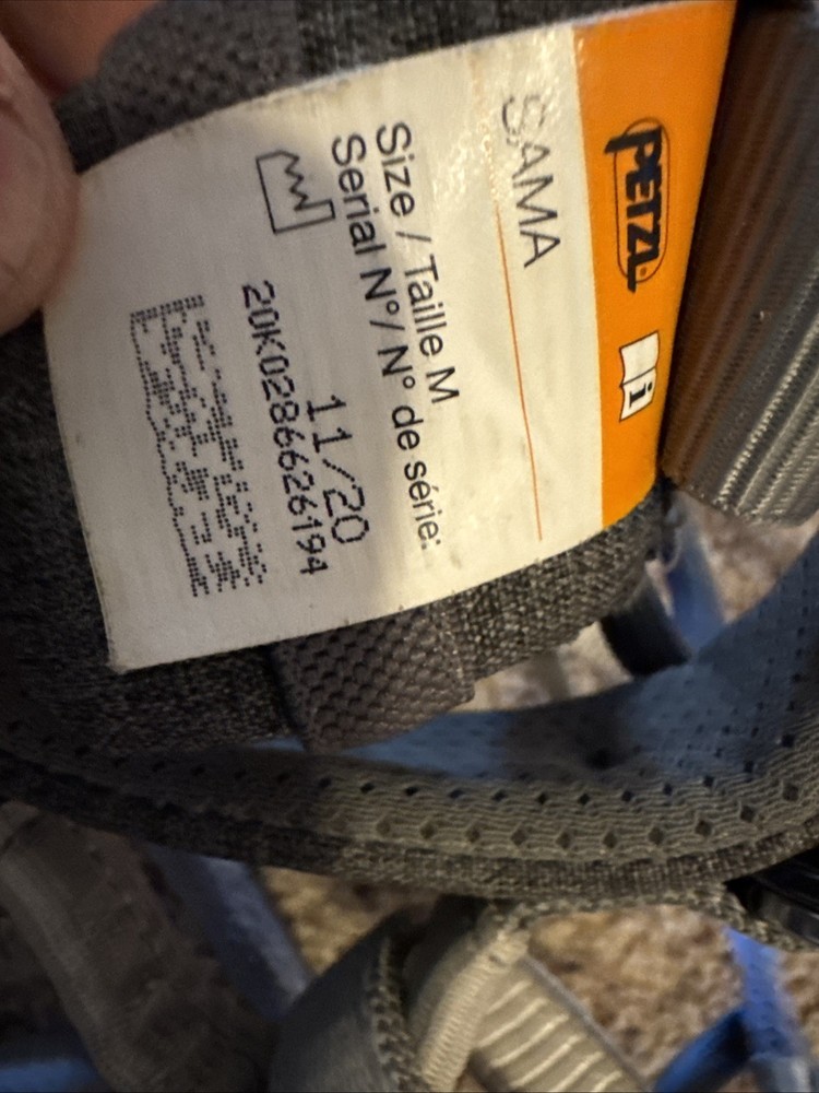 Petzl Sama Climbing Harness - Medium - 2020