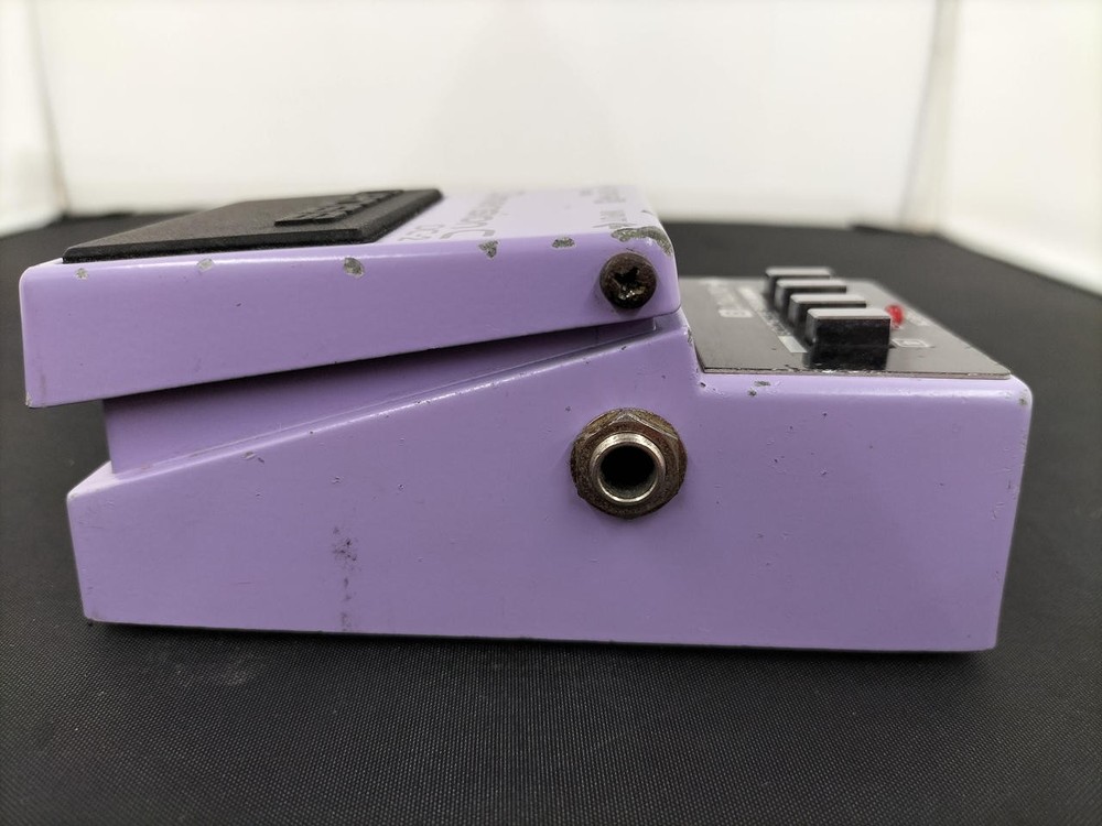 BOSS DC-2 Dimension Chorus Guitar Effects Pedal Used