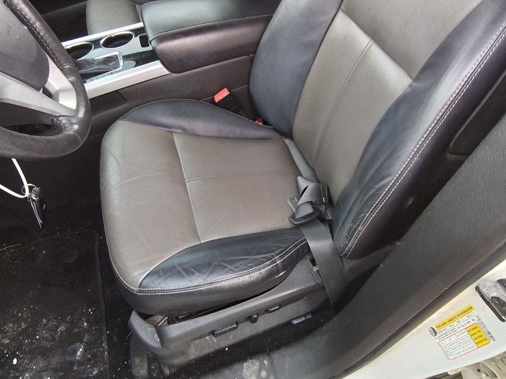 2014 Ford Edge Front Center Dash Mounted 8' Touch Screen from 04/09/14