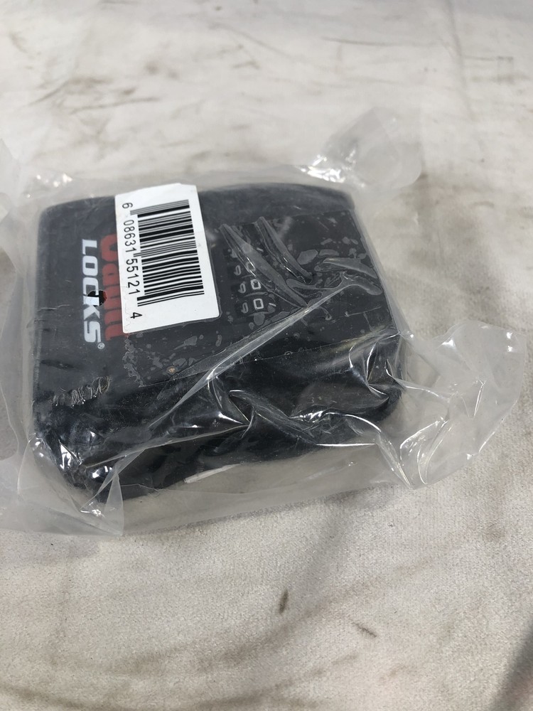 Wall Mount Lockbox Keysafe Storage Lock Box with 4-Digit Numeric Combination Bla