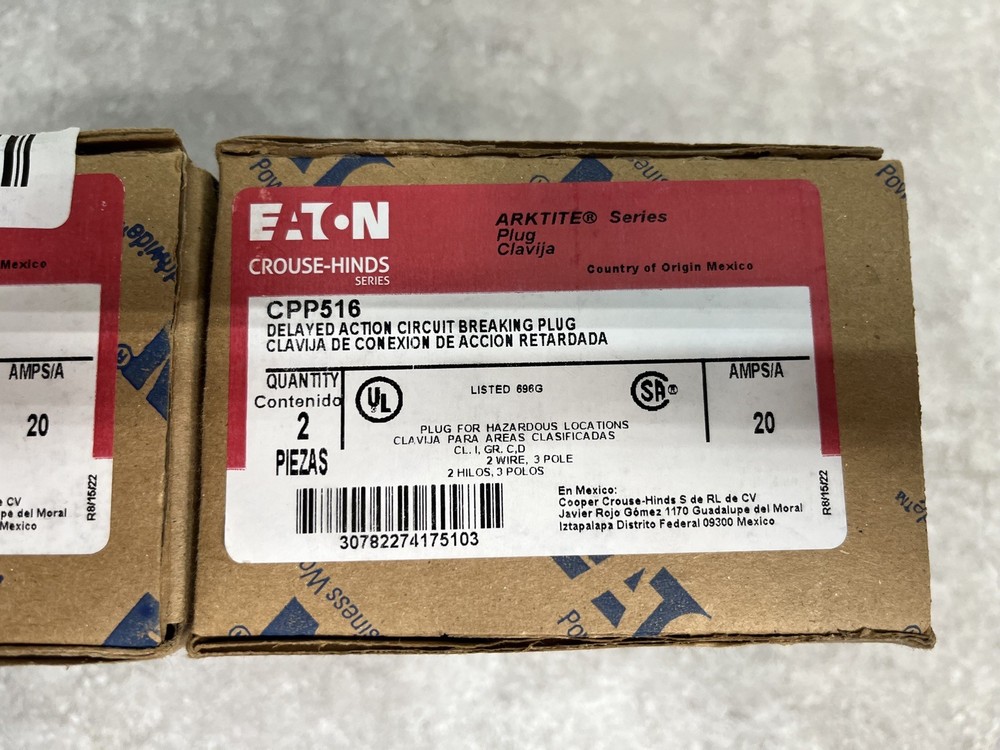 2x Crouse Hinds CPP516 Arktite Delayed Acton Circuit Breaking Plug 20A 120/240Vq
