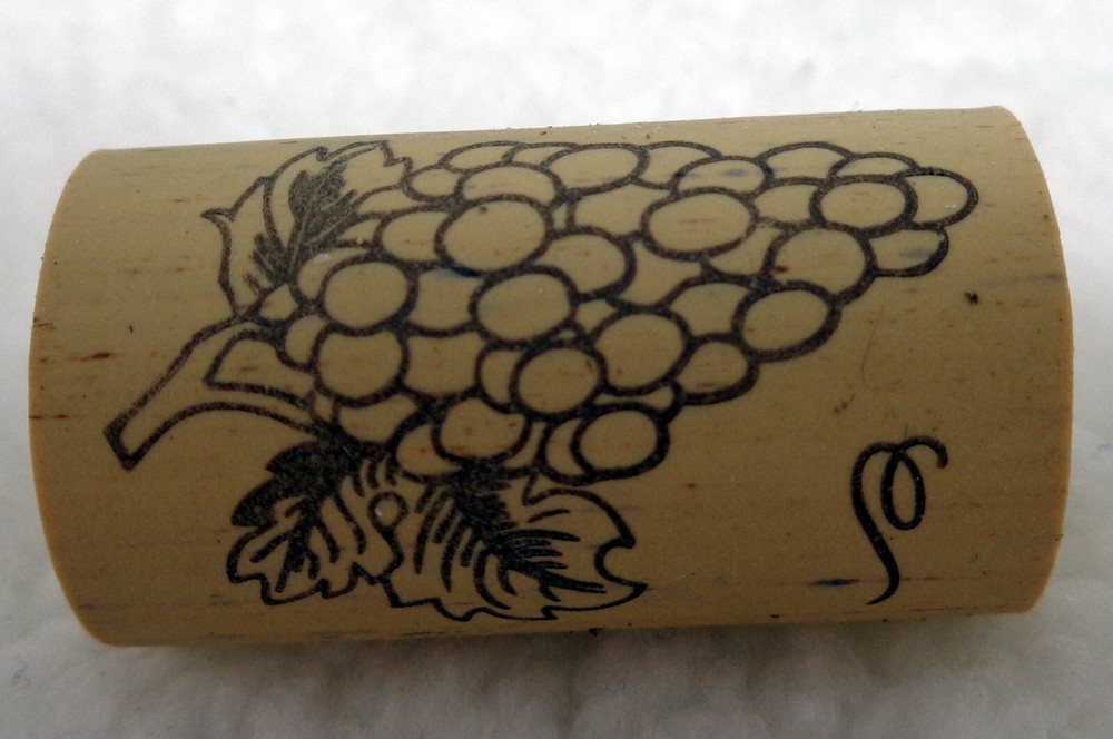 Corks: Grapes 50/Lot