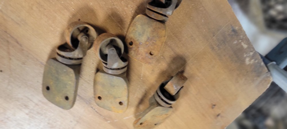 4 Antique Cast Iron Wheels, small Casters Set