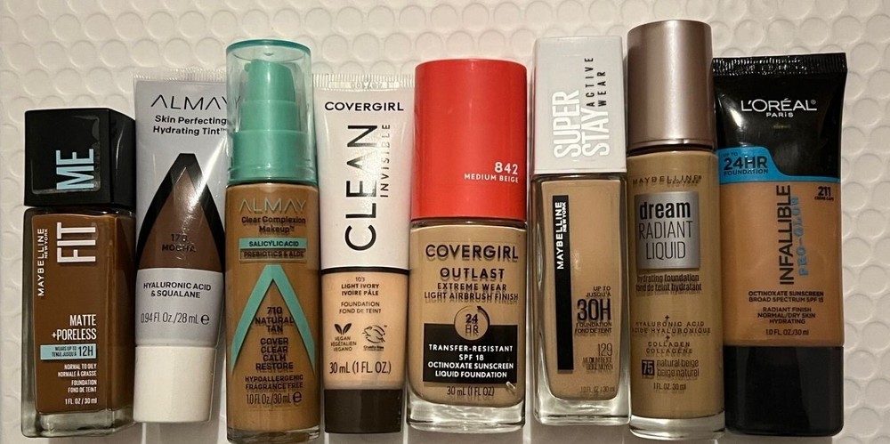 Mixed Lot of Eight Foundations ~ L'oreal +
