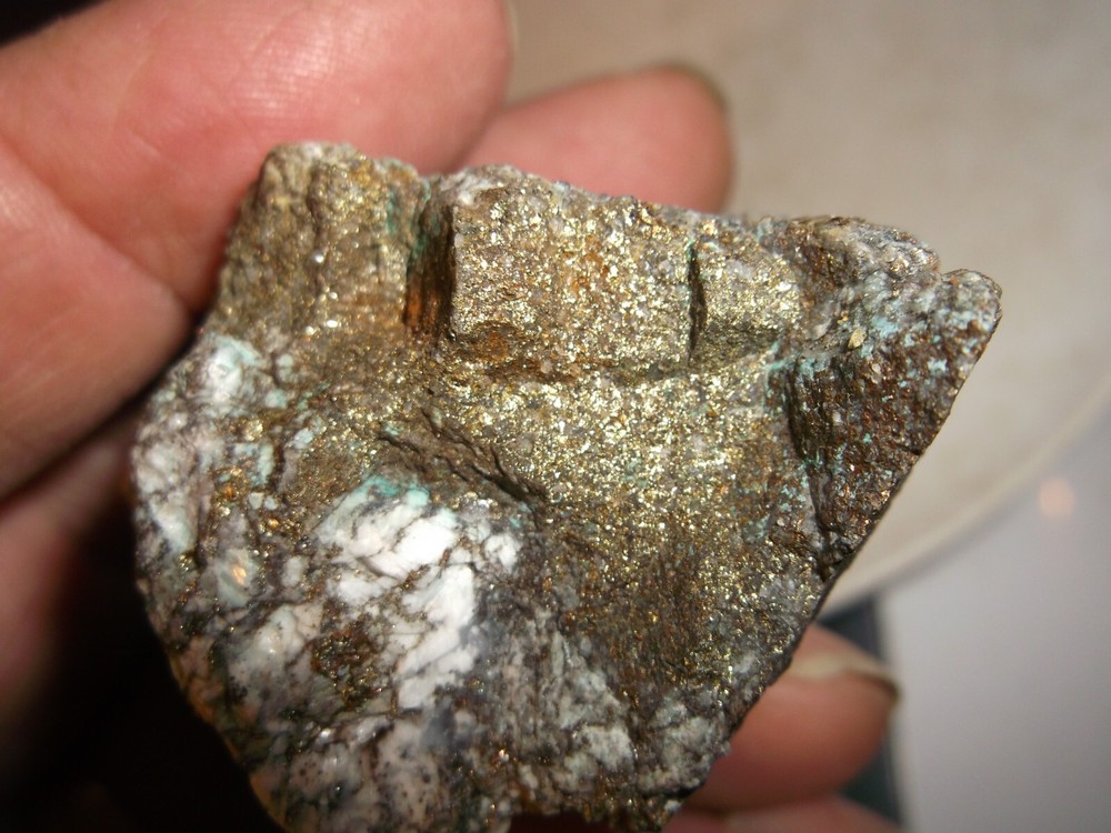 Gold, silver, copper, 85 grams samples ,ore high grade .