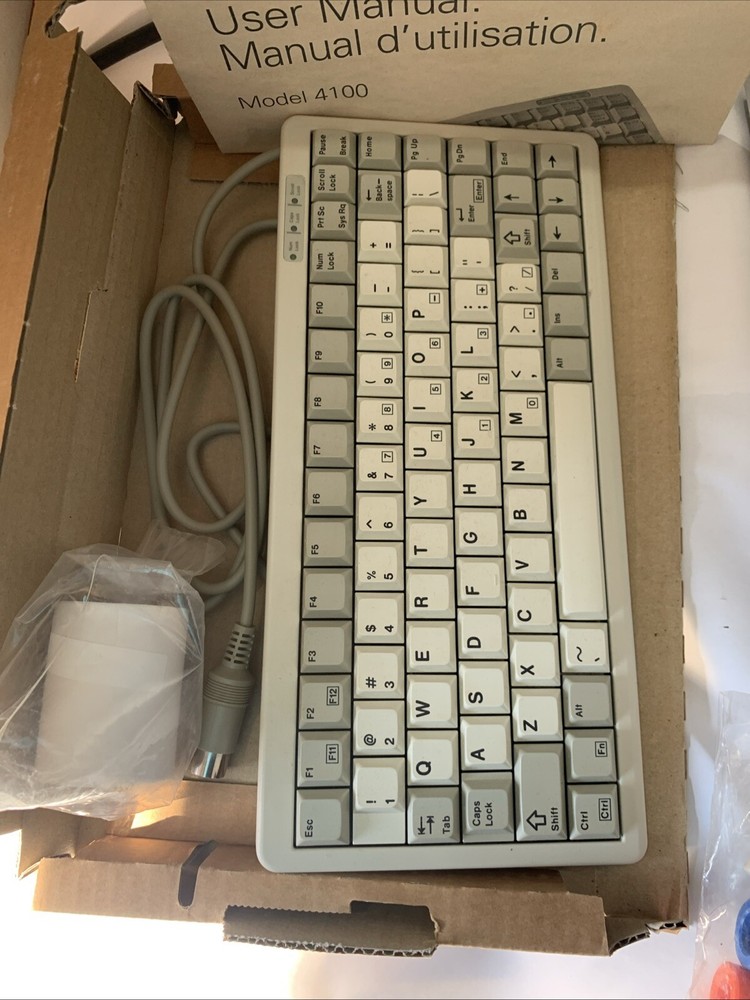 ABAXIS VETSCAN HMT HEMATOLOGY ANALYZER With Keyboard And Extras