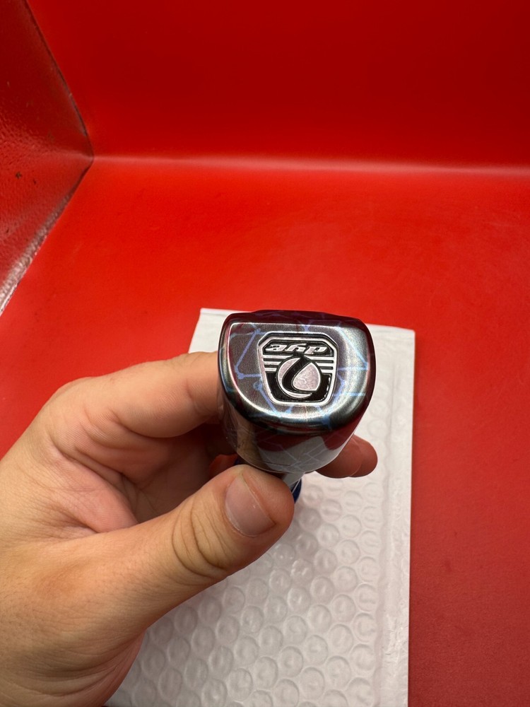 Dye DLS Bolt/Engine