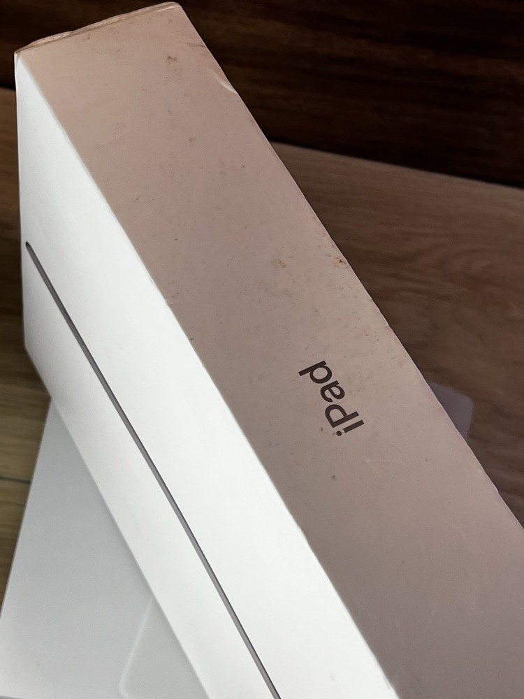 Apple iPad 8th Generation Model A2270 - 128GB Silver/Black - EMPTY BOX ONLY