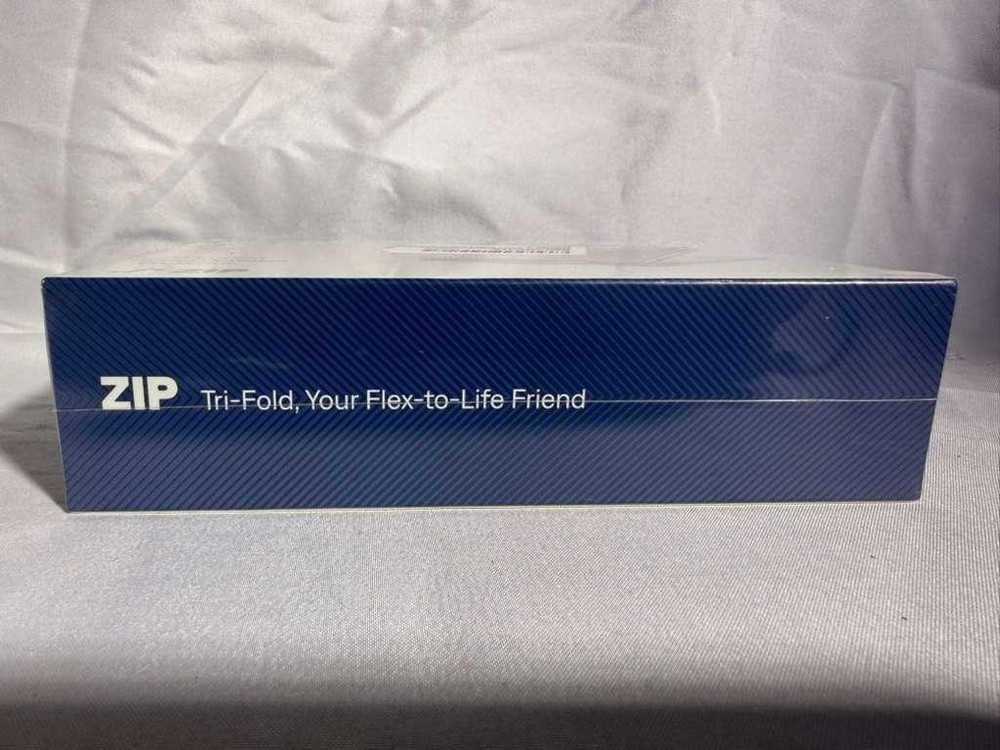 Aurzen ZIP Tri-Fold Mini Projector DZ001 (A4)