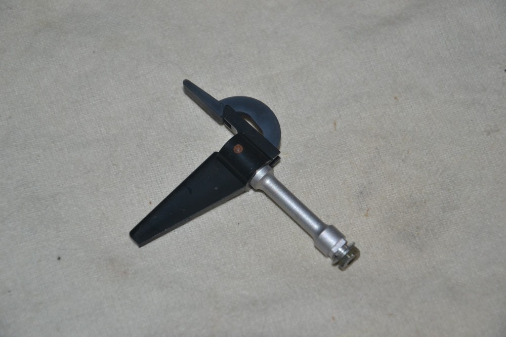 Genuine DUAL 506 Turntable Arm Rest