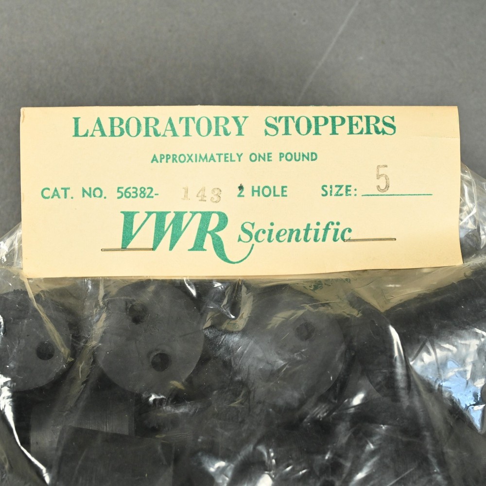 VWR Scientific #5 Laboratory Rubber Stoppers - 28 Count - Size 5
