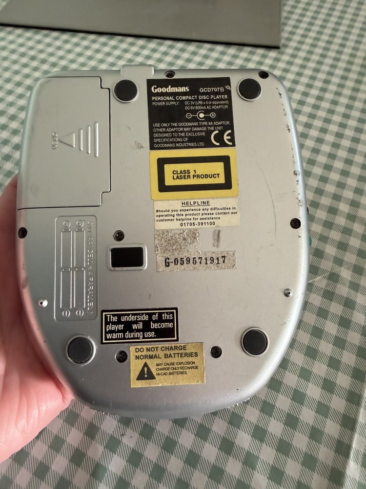 Goodmans Vintage Compact Disc Player GCD707B CD Player