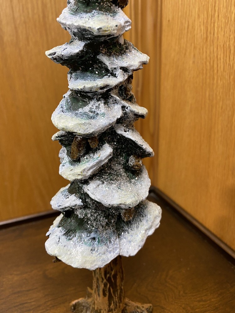 DEPT 56 VILLAGE POLE PINE TREE 10.5" #55298