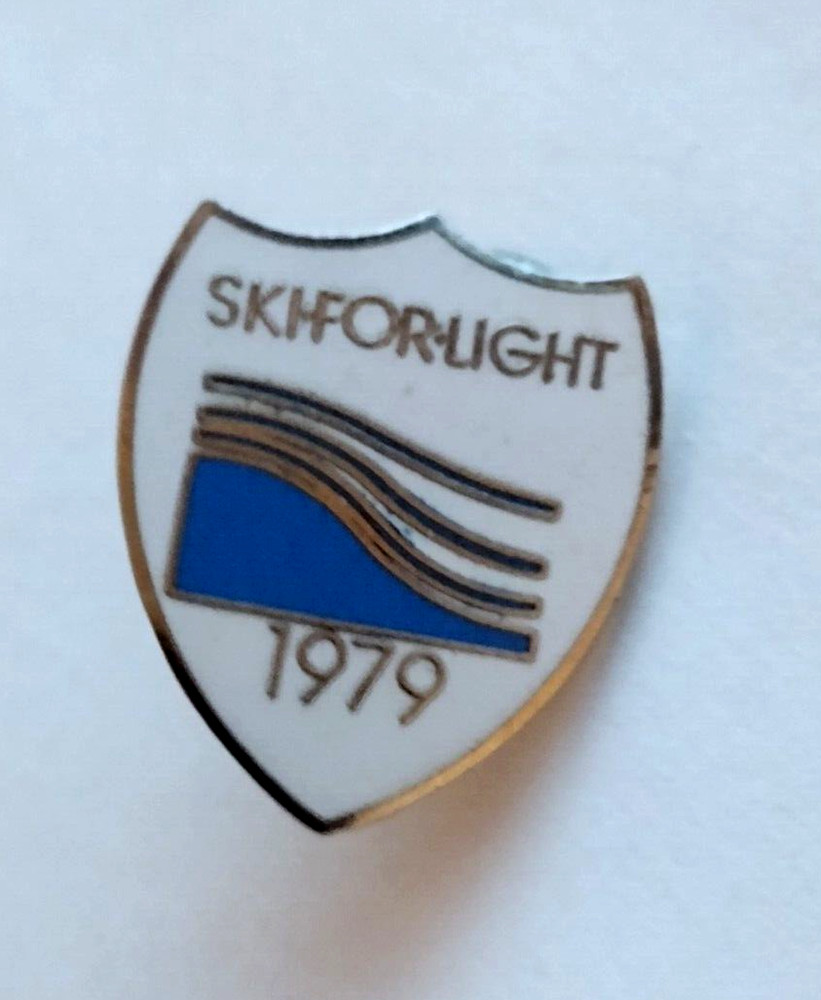 1979 SKI-FOR-LIGHT Small Lapel Tack Pin