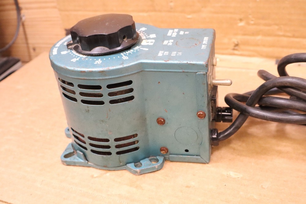 Staco Energy Variable Autotransformer Type 3PN1010