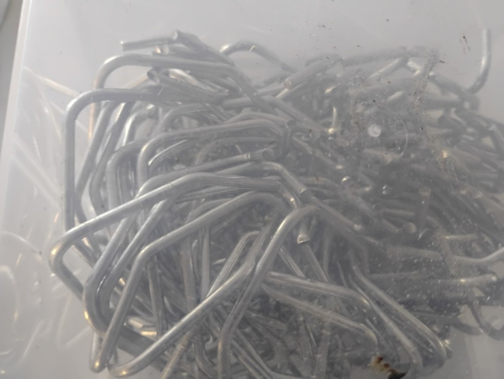 100 Pack T-post Clips For Attaching Wire Fence Galvinized