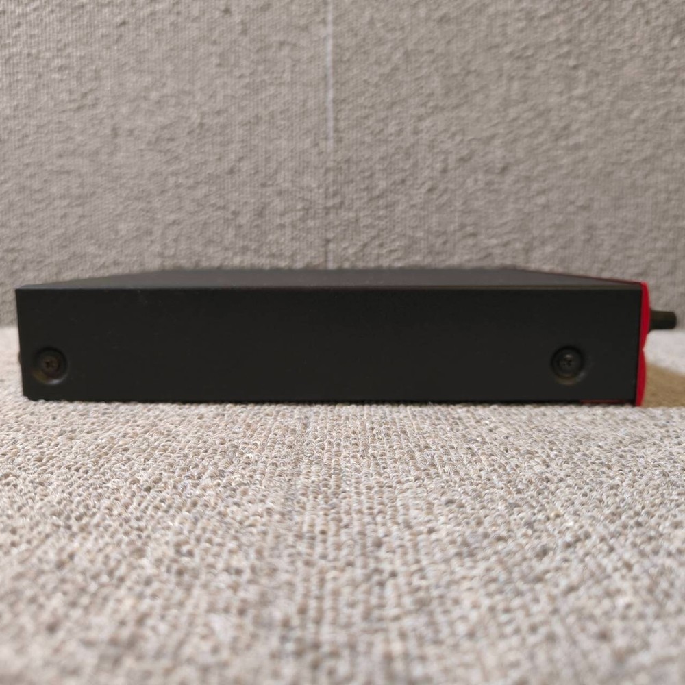 BOSS VF-1 24-Bit Multi-Effects Processor Made in Japan With Power Supply ※READ