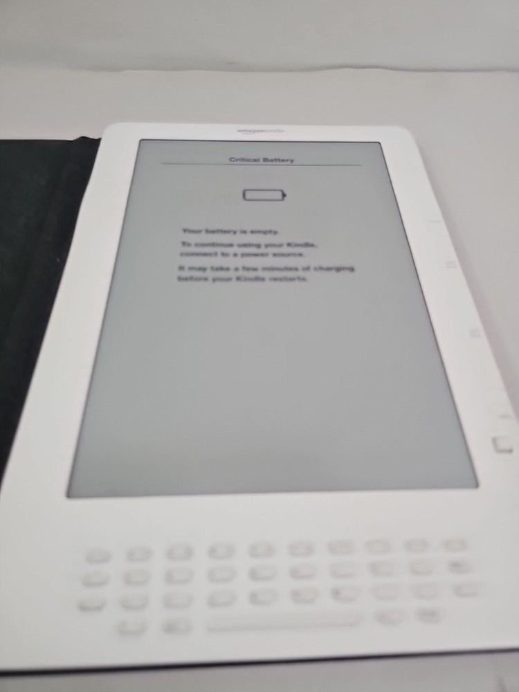 Amazon Kindle DX 2nd Gen Graphite D00801 Needs Power Cord