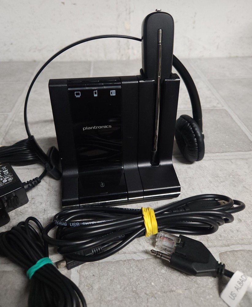 PLANTRONICS W02 DECT 6.0 Wireless Headset System READ