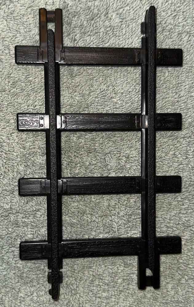 North Pole Railway Station Replacement Straight Track Piece