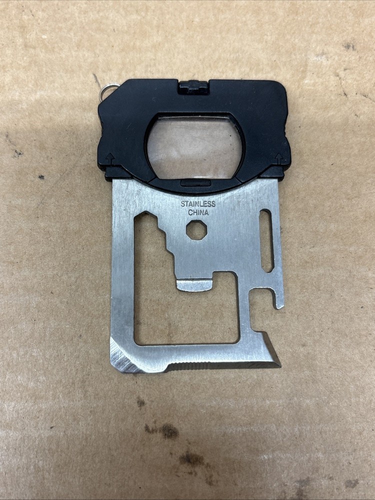 4 Multi Tool Survival Card, 1 With Compass, screwdriver & Magnifier