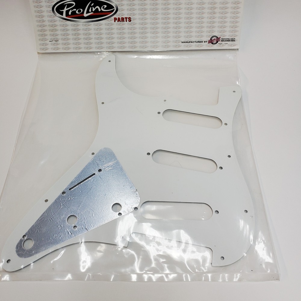 Pro Line Strat Pickguard Replacement in White