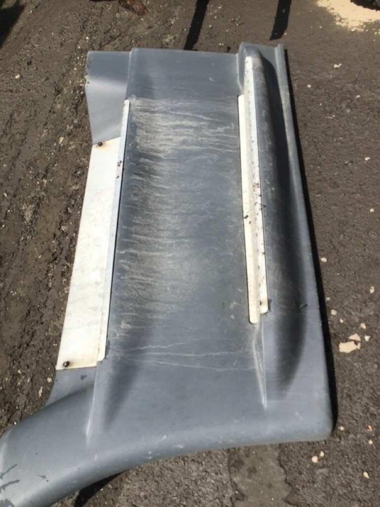 FREIGHTLINER CASCADIA Skirt