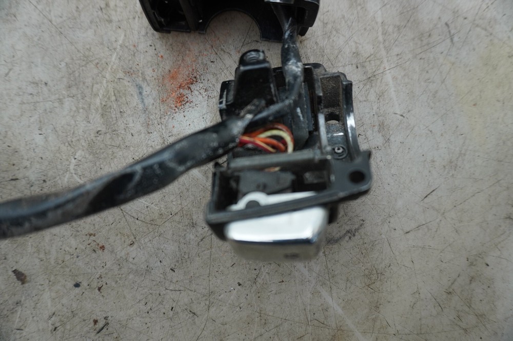 04 HARLEY DAVIDSON ROADKING RUN START STOP CONTROLS E-3982