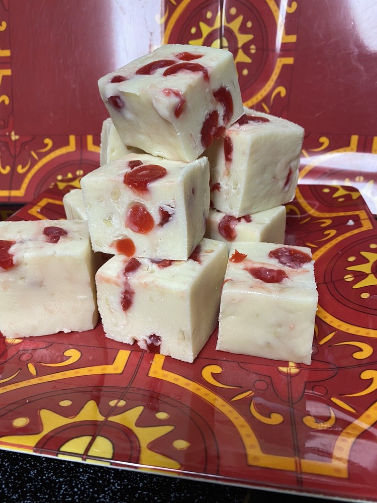 Cherry Almond White Chocolate Fudge 1/2 Pound