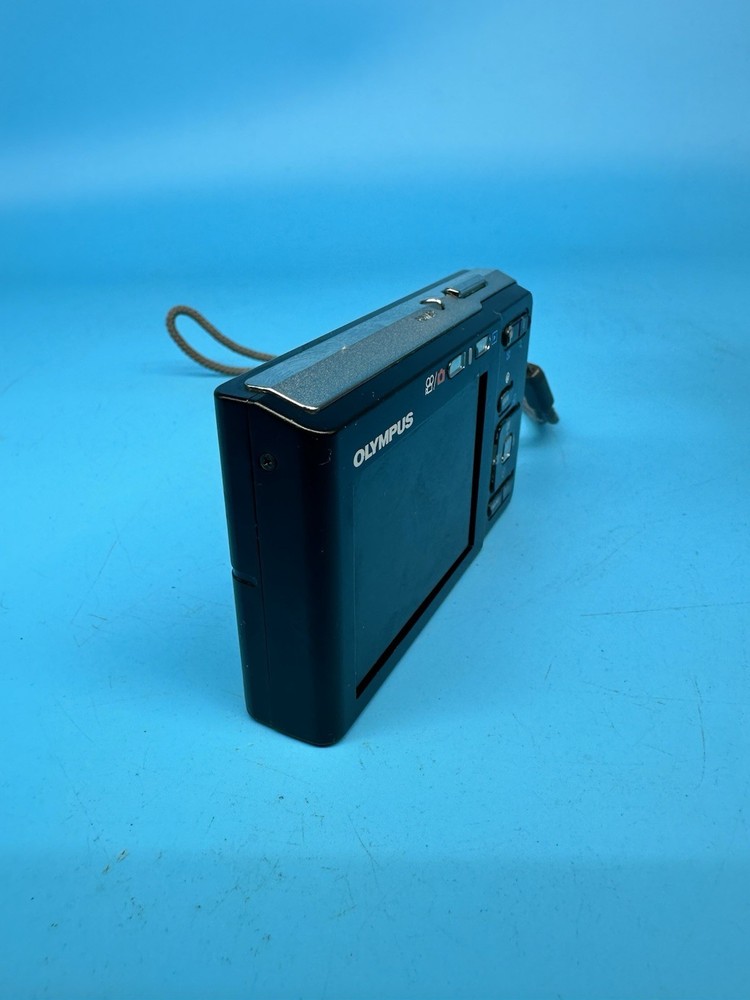 Olympus Digital Camera X-875 8.0MP Black Tested