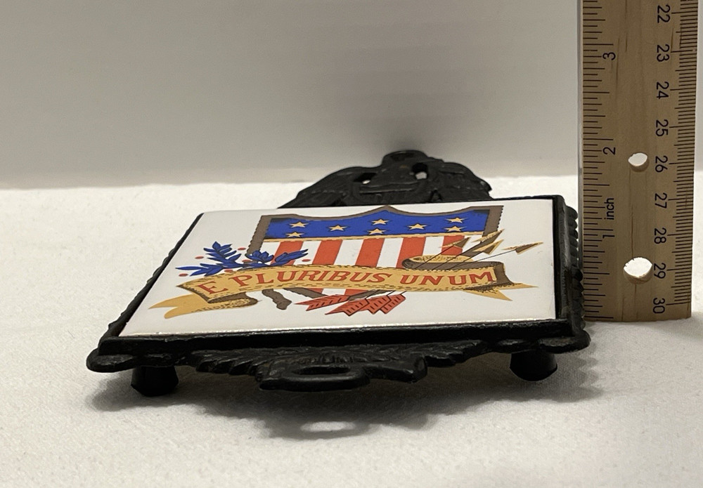 Vintage Kitchen Patriotic Tile Trivet E Pluribus Unum Eagle Bugle Cast Iron