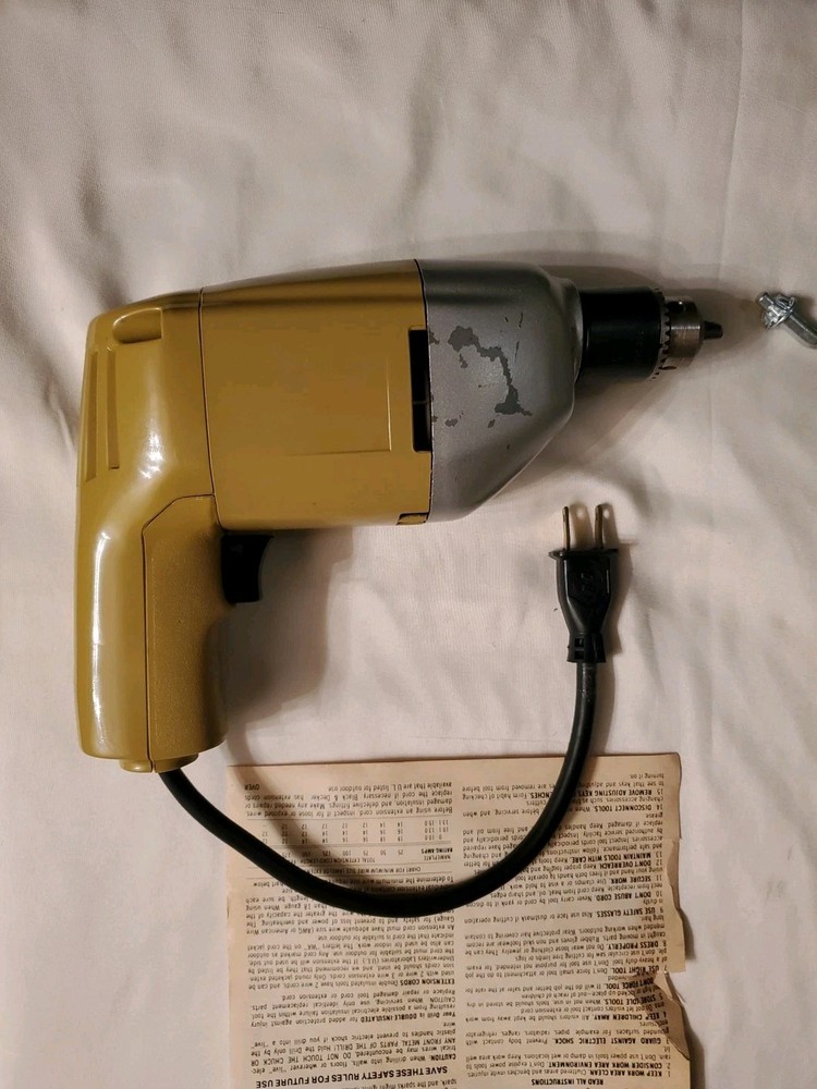 Black & Decker NOS 3/8"Drill NO. 7104 Type 2